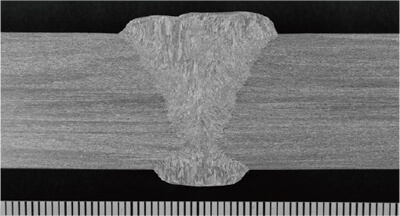 継手の断面マクロ組織 Cross Section of Butt Joint